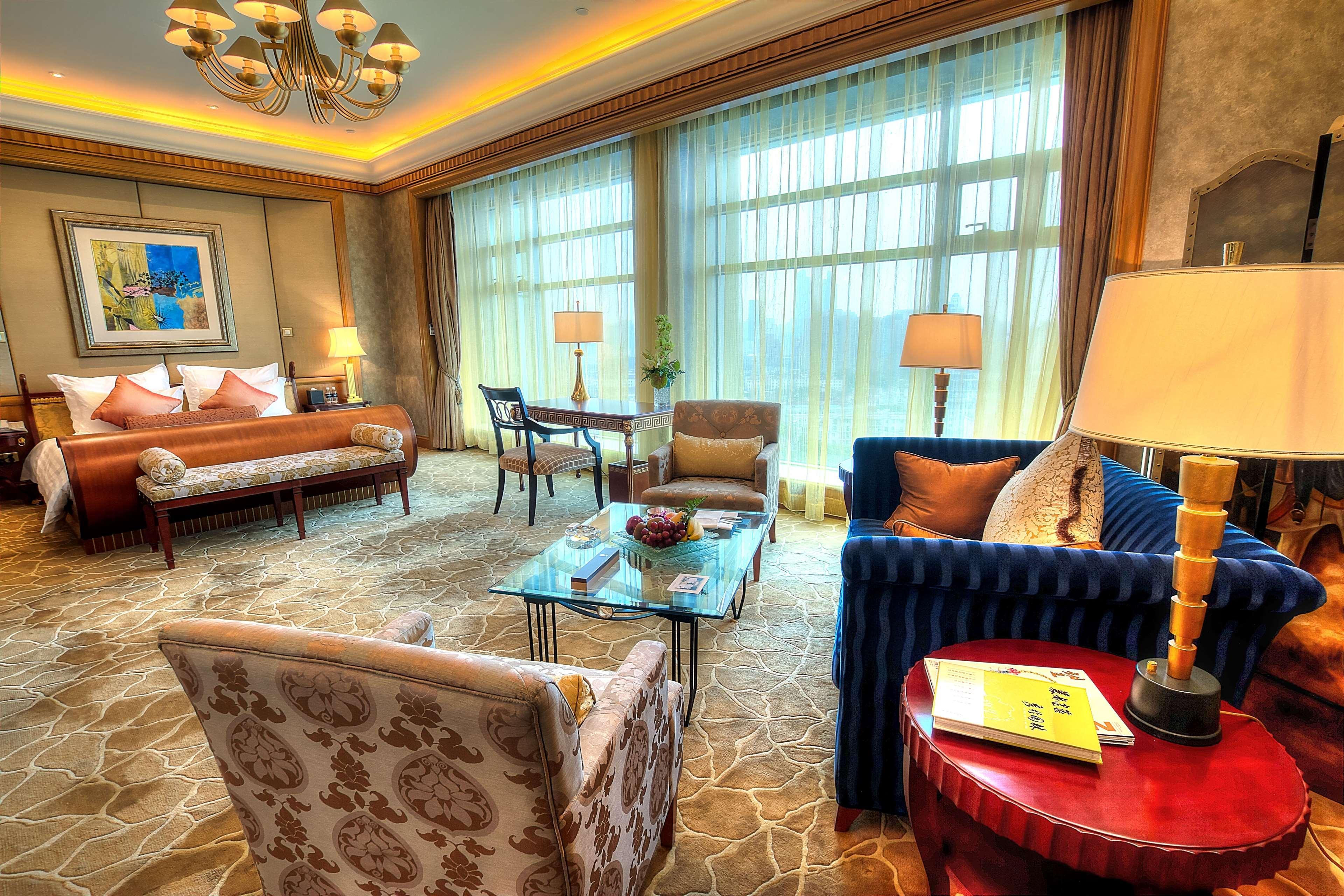 Radisson Collection Hotel, Xing Guo 5*