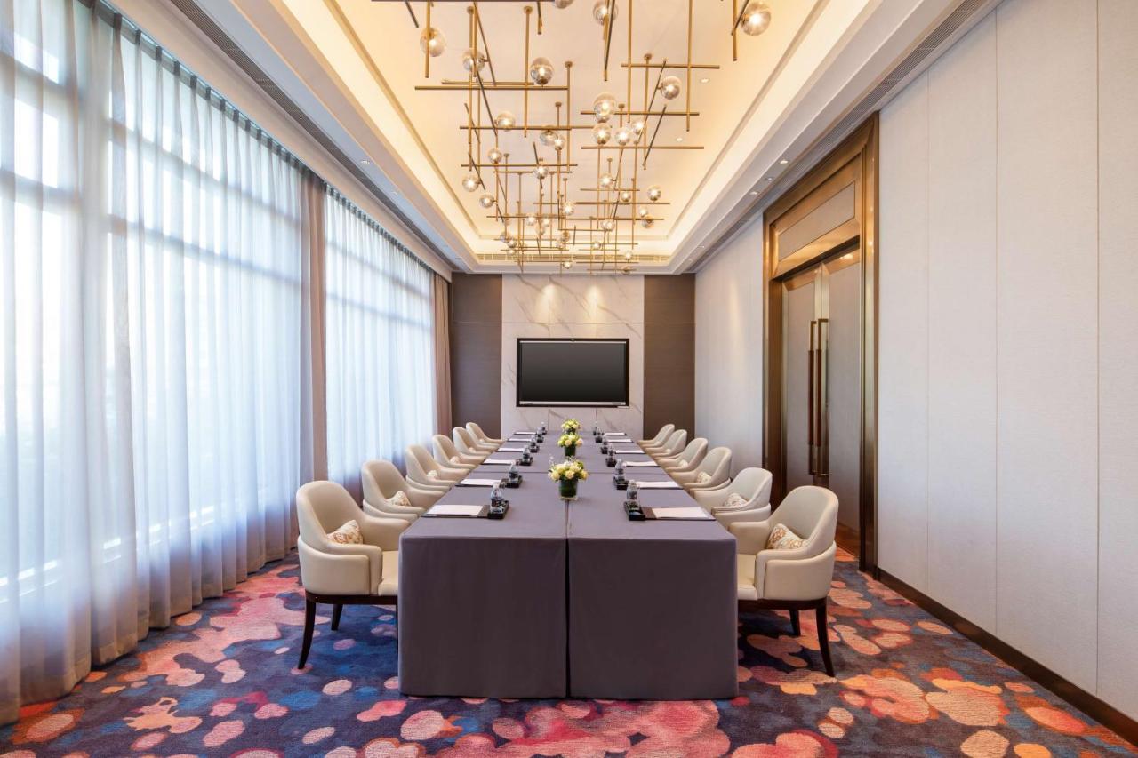 Radisson Collection Hotel, Xing Guo Hotel 5*